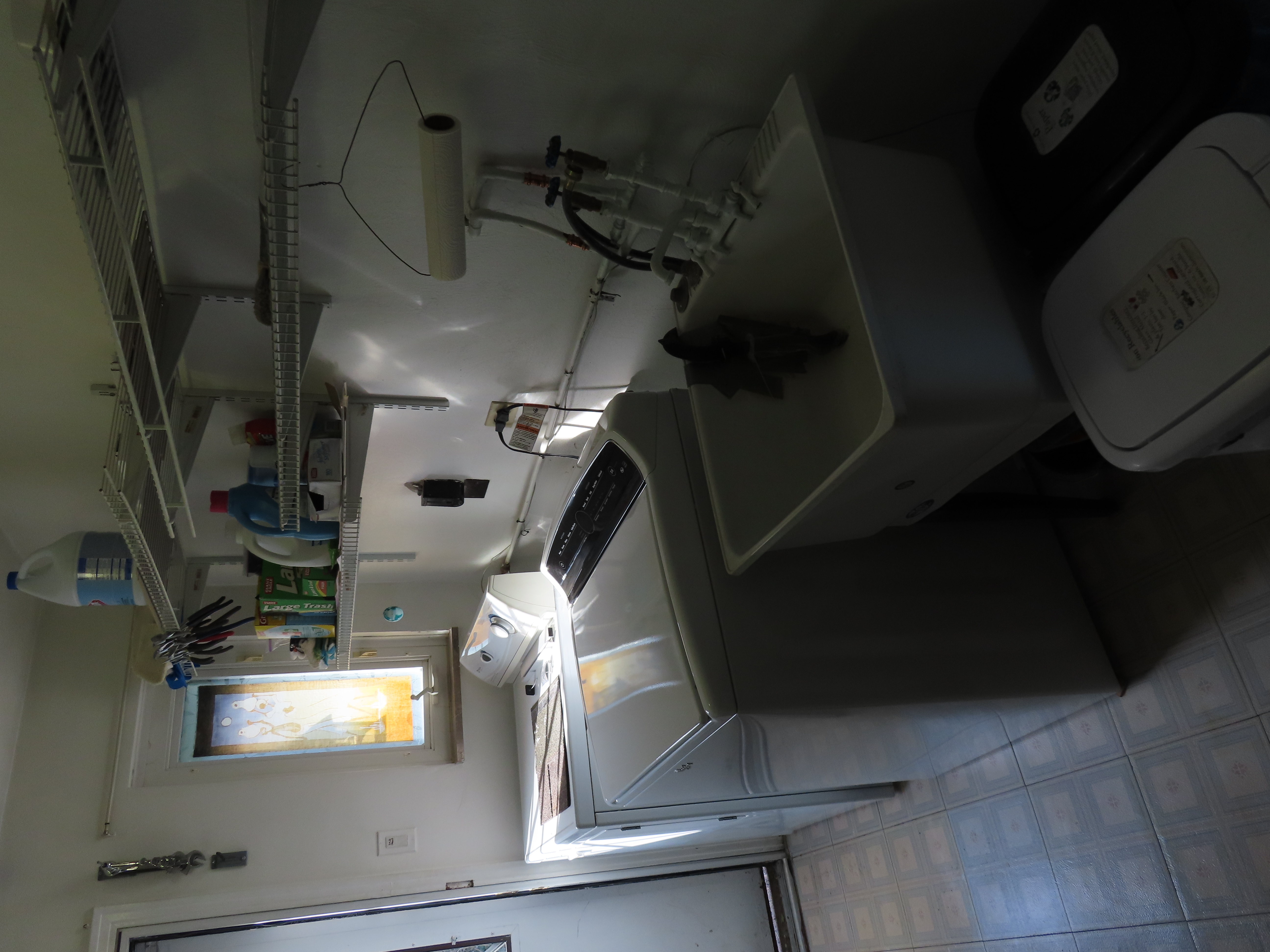 Utility room right side from door to kitchen